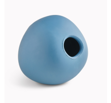Игрушка мячик с отверстием для вкусняшек для собак Beco Pets Wobble Ball Голубой Игрушка мячик с отверстием для вкусняшек для собак Beco Pets Wobble Ball Голубой
